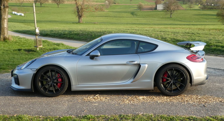 Porsche 981 Cayman GT4