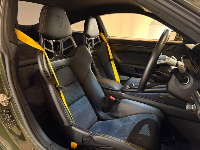 Porsche 992 GT3 Touring