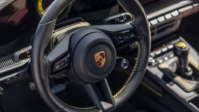 Porsche 992 GT3 Touring