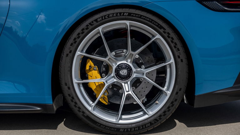 Porsche 992 GT3 Touring