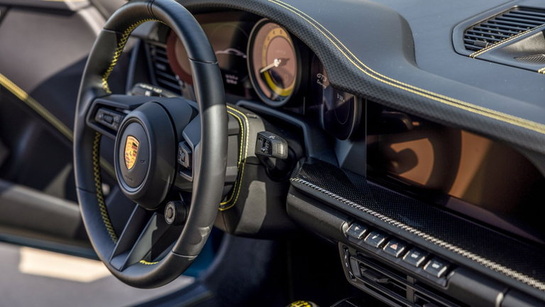 Porsche 992 GT3 Touring