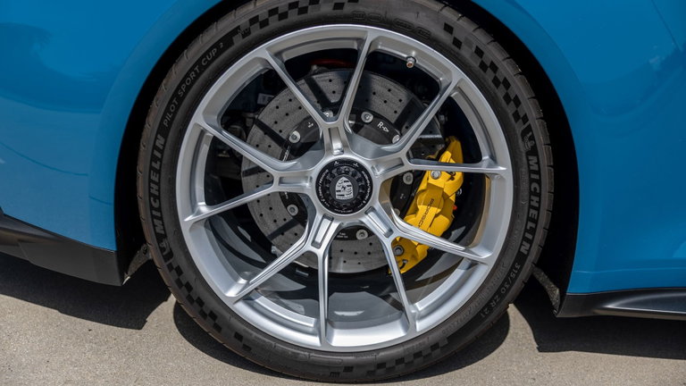 Porsche 992 GT3 Touring