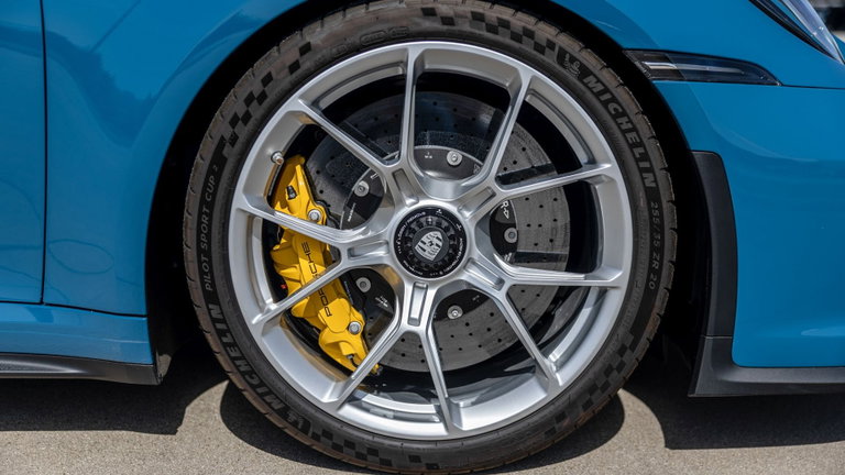 Porsche 992 GT3 Touring