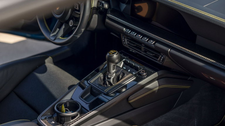 Porsche 992 GT3 Touring