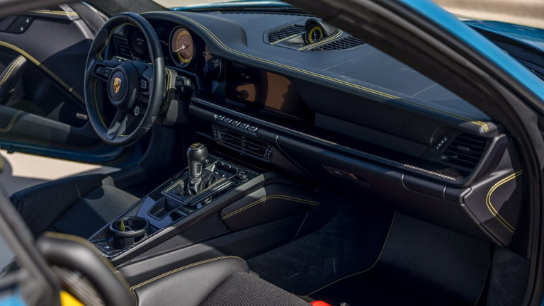 Porsche 992 GT3 Touring
