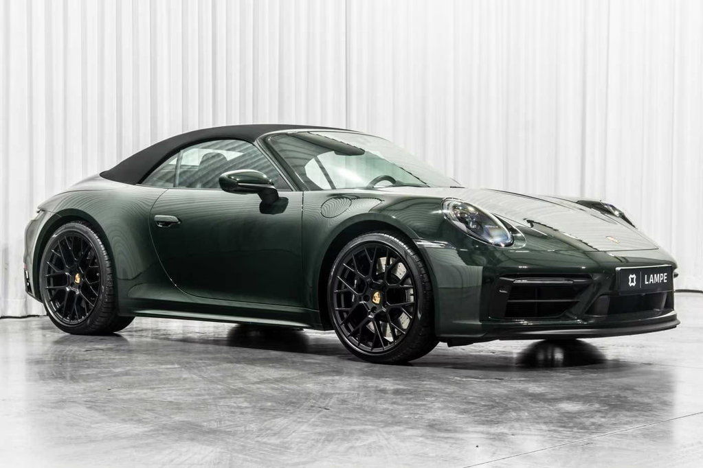 Porsche 992 Carrera GTS