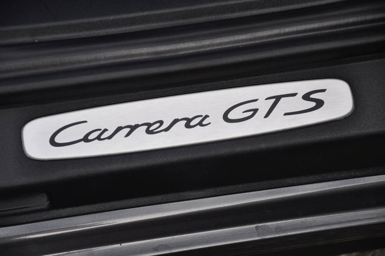 Porsche 991 Carrera GTS