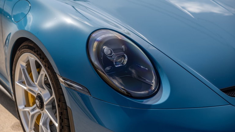 Porsche 992 GT3 Touring
