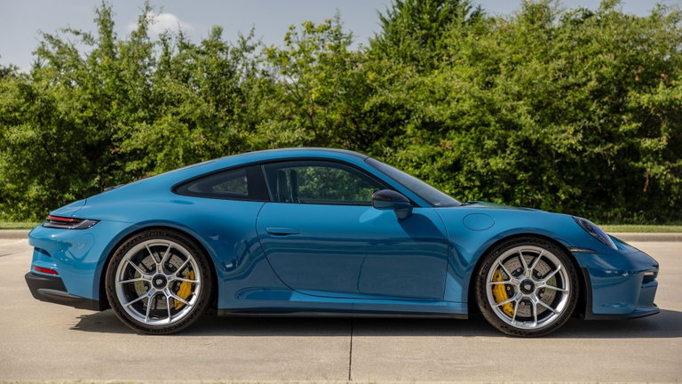 Porsche 992 GT3 Touring