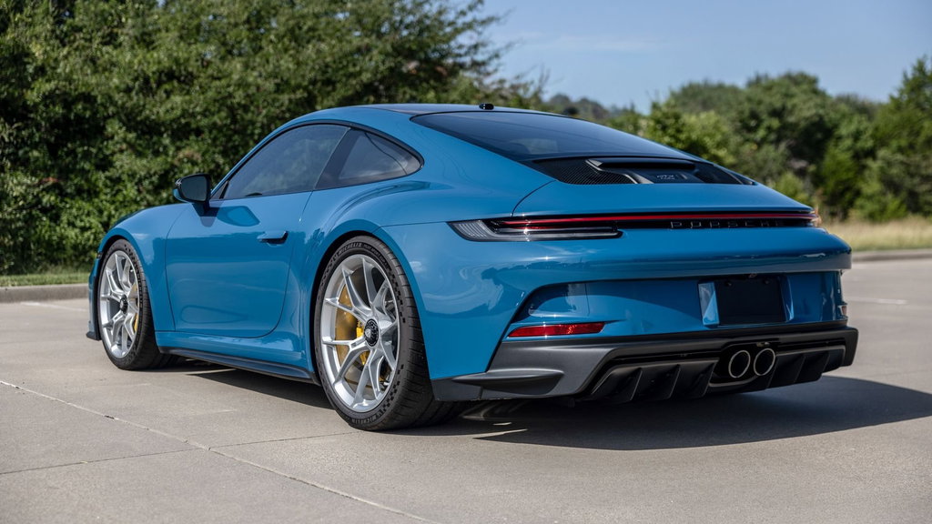 Porsche 992 GT3 Touring