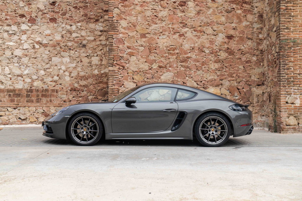Porsche 718 Cayman GTS 4.0