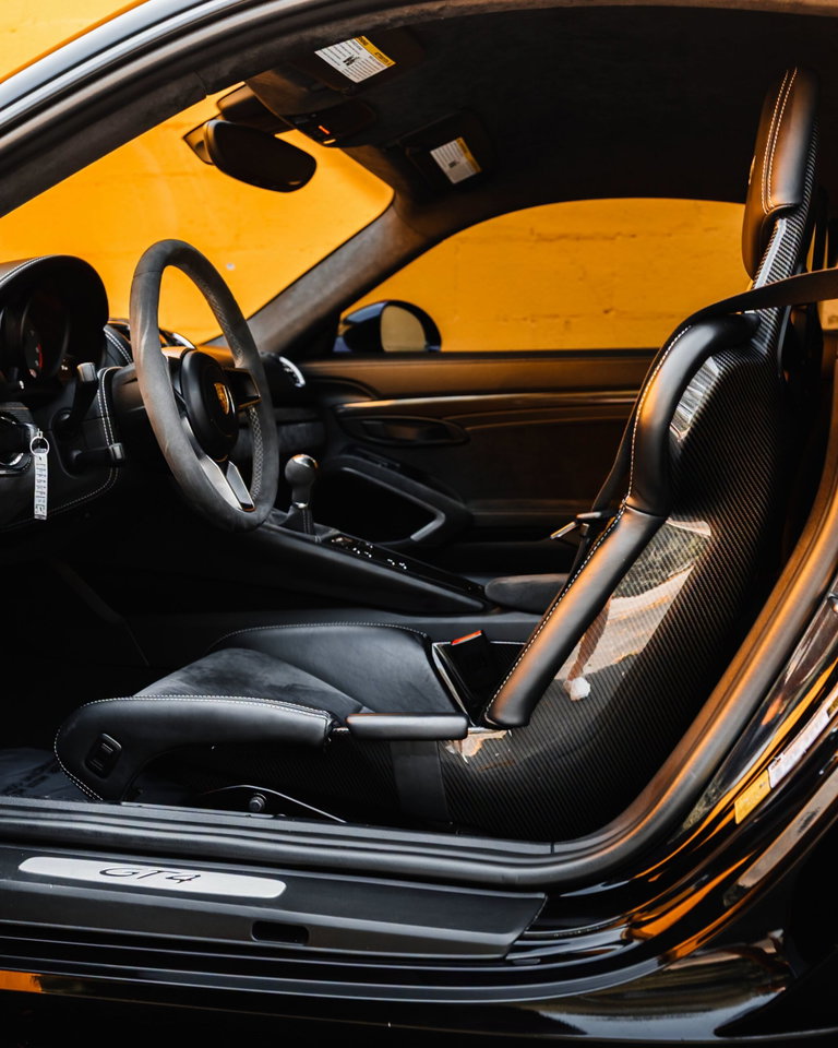 Porsche 981 Cayman GT4