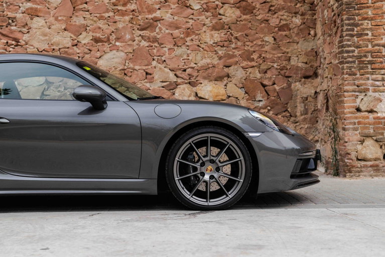 Porsche 718 Cayman GTS 4.0