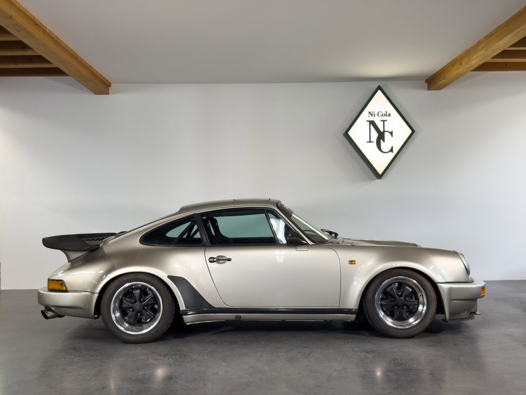 Porsche 911 Turbo 3.3