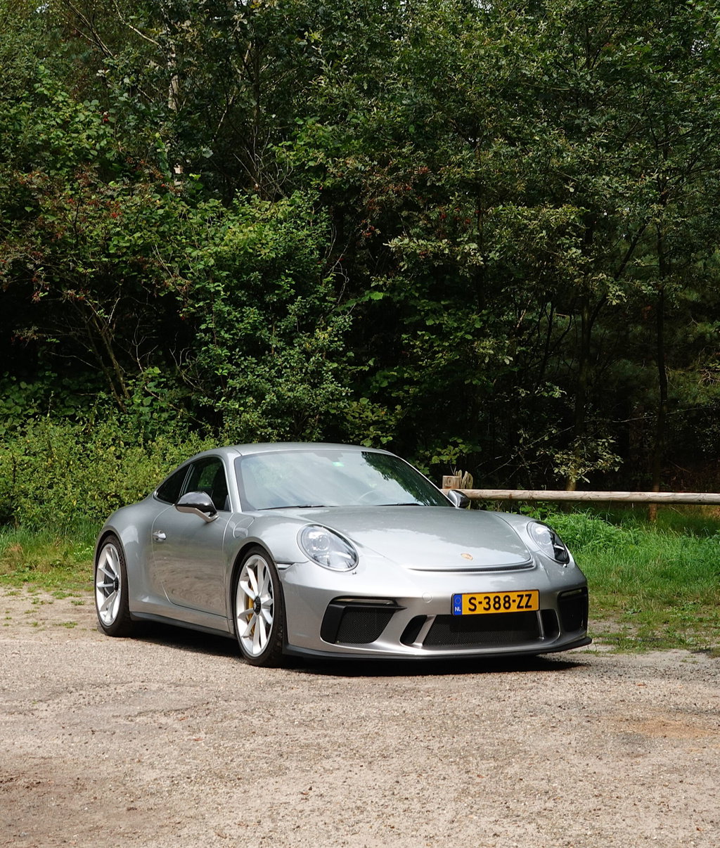 Porsche 991.2 GT3 Touring