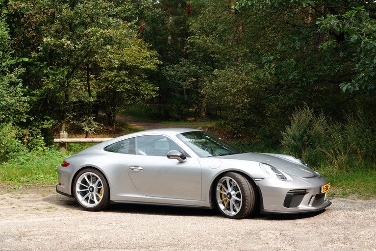 Porsche 991.2 GT3 Touring