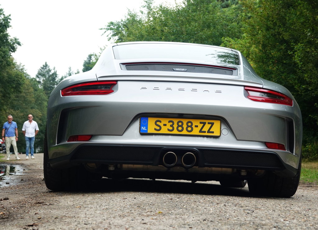 Porsche 991.2 GT3 Touring