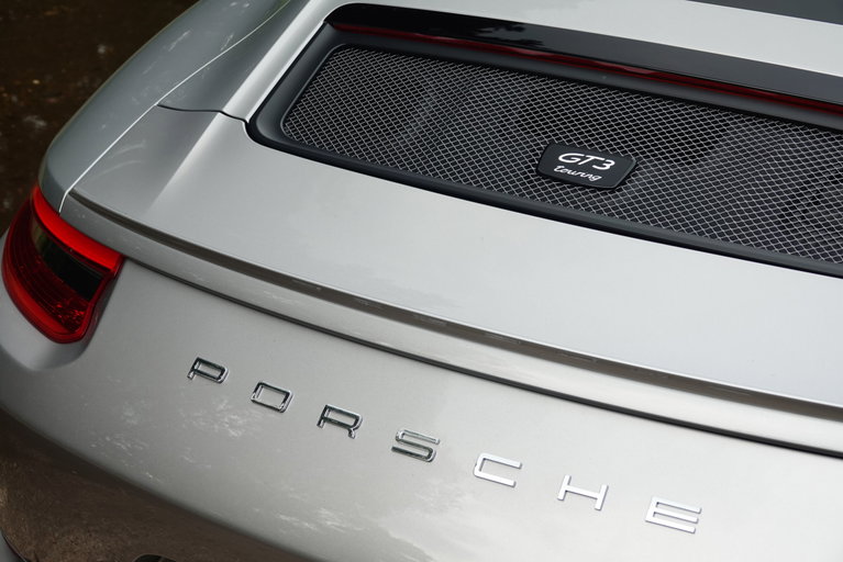 Porsche 991.2 GT3 Touring