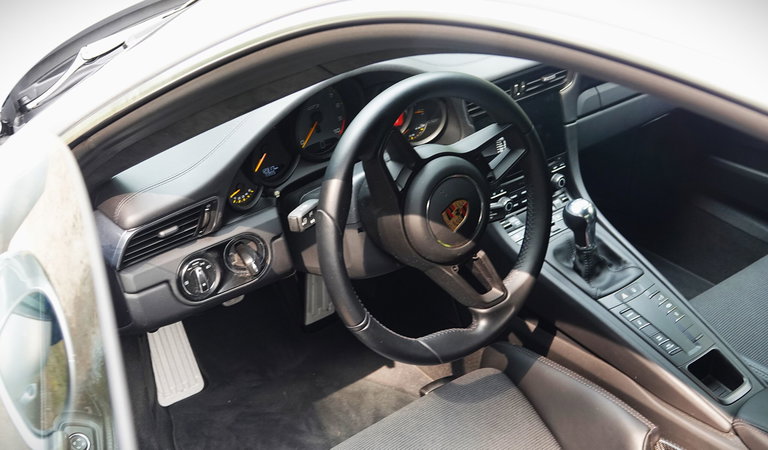 Porsche 991.2 GT3 Touring