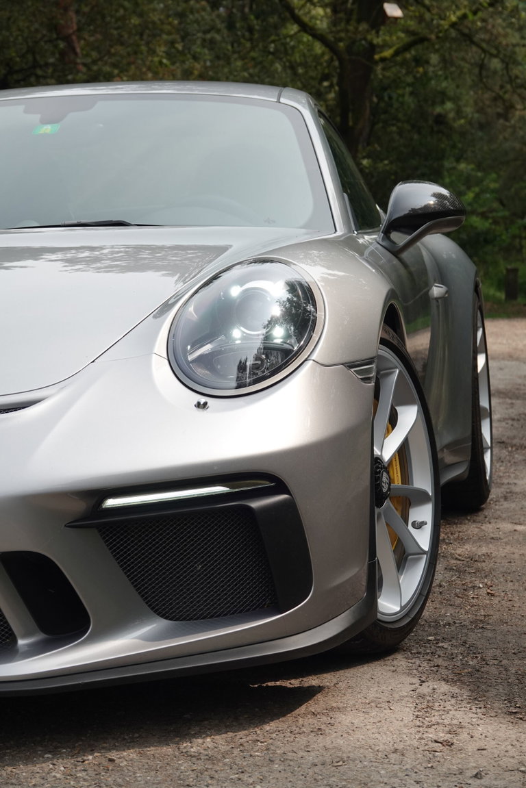 Porsche 991.2 GT3 Touring
