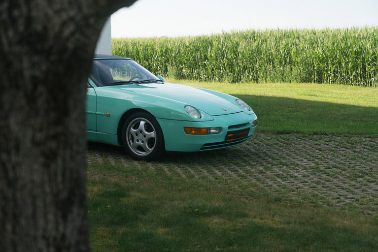 Porsche 968