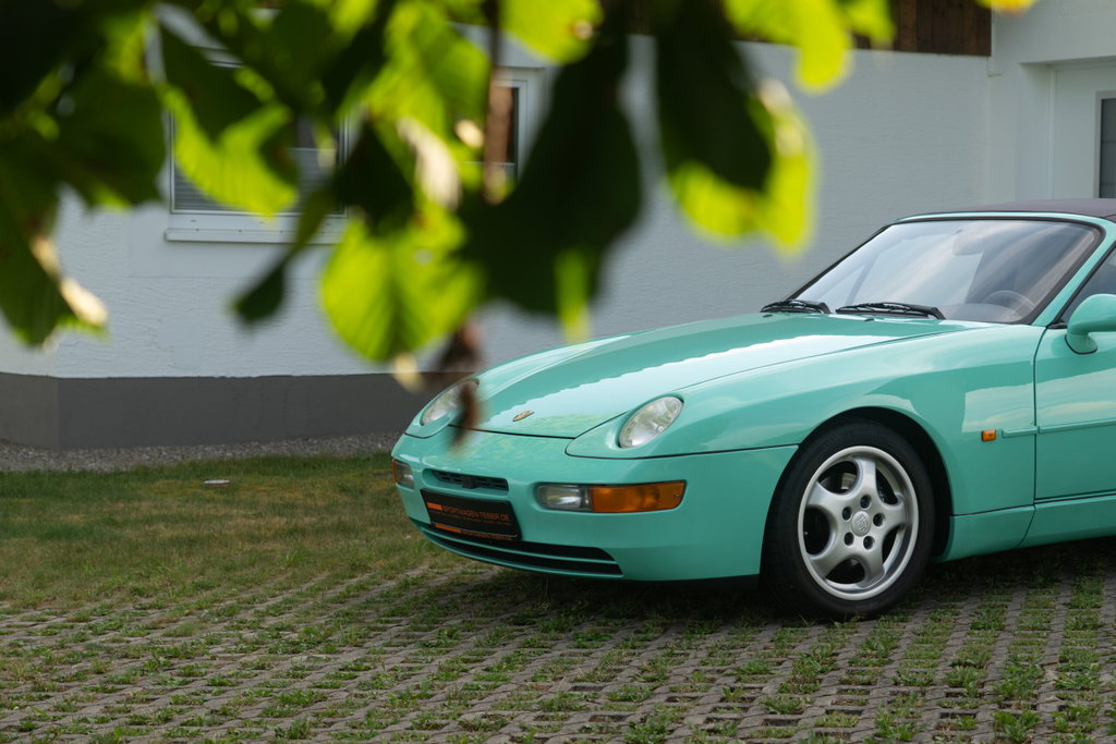 Porsche 968