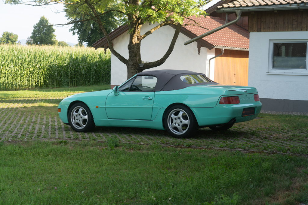 Porsche 968