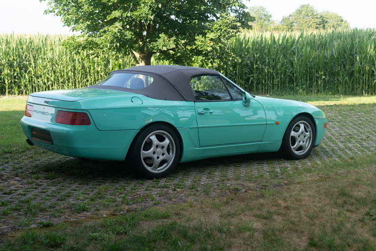 Porsche 968