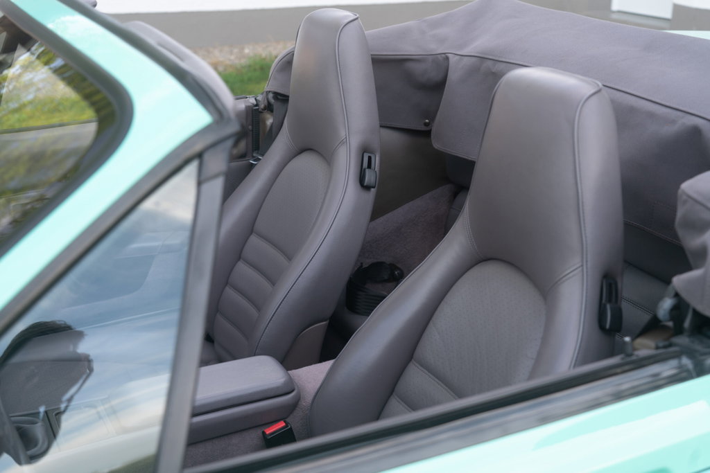 Porsche 968