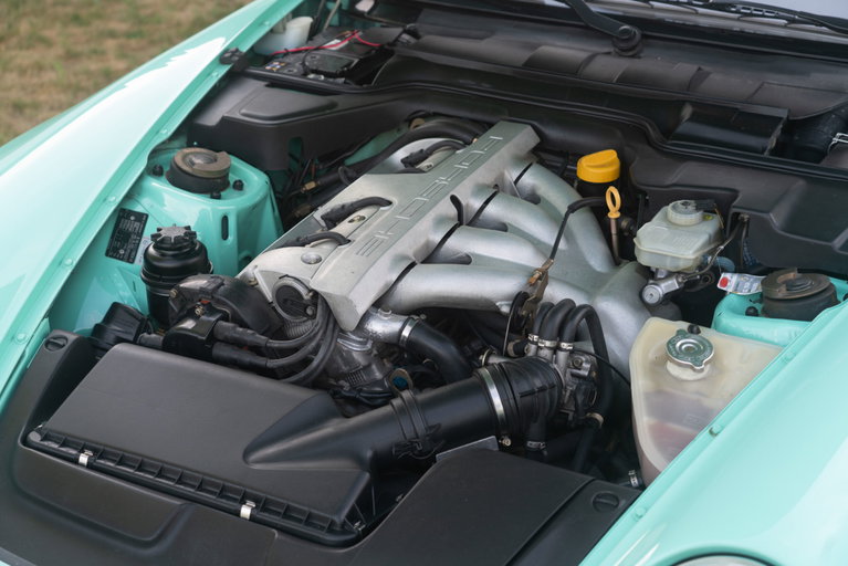 Porsche 968