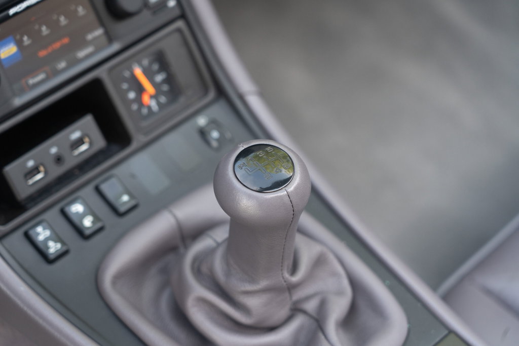 Porsche 968