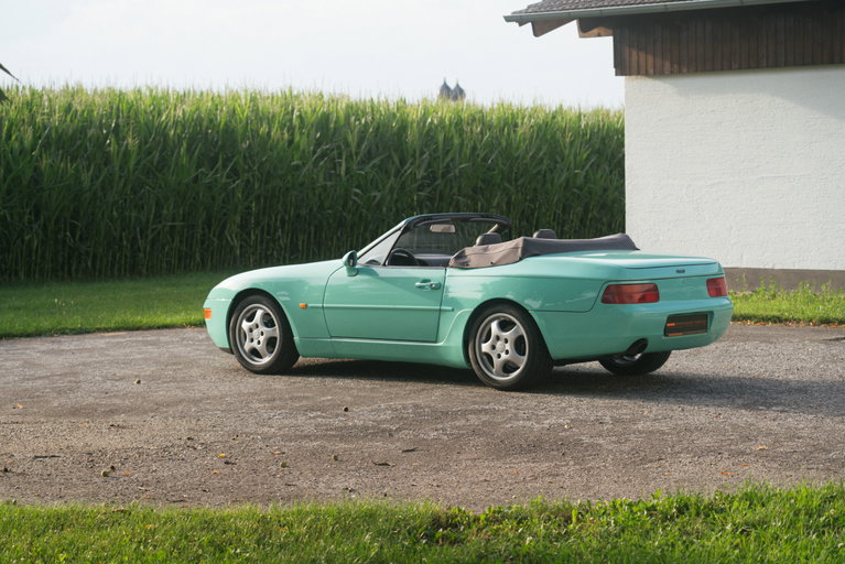 Porsche 968