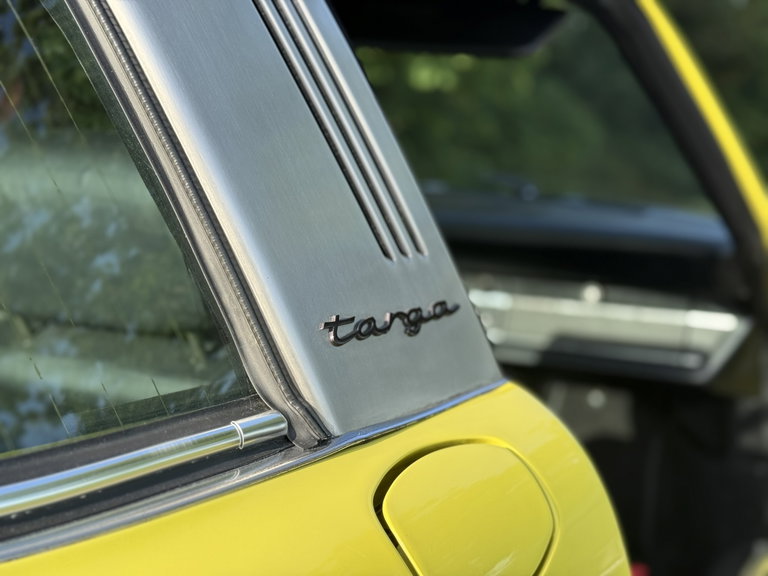 Porsche 911 E