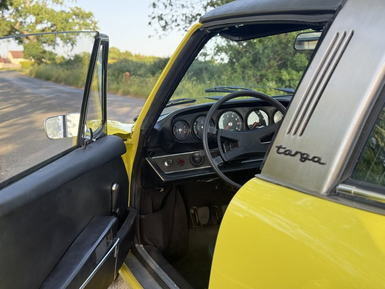 Porsche 911 E