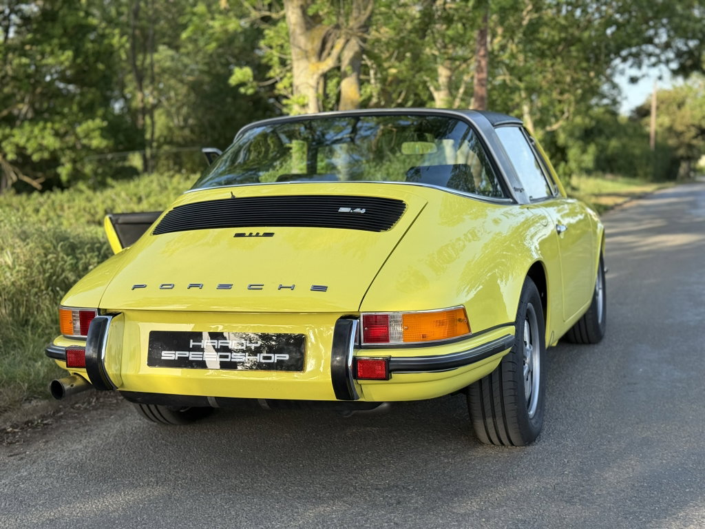 Porsche 911 E