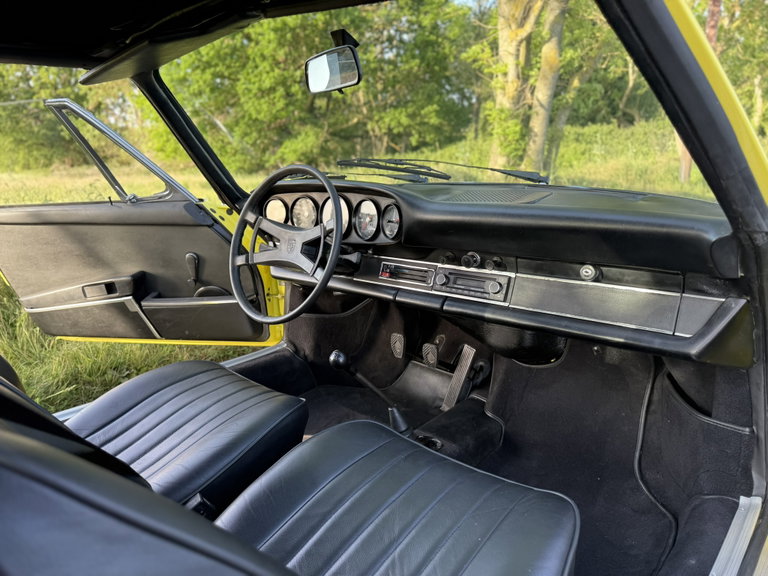 Porsche 911 E