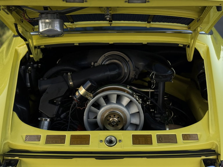 Porsche 911 E