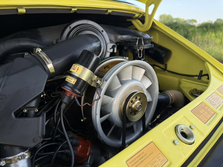 Porsche 911 E