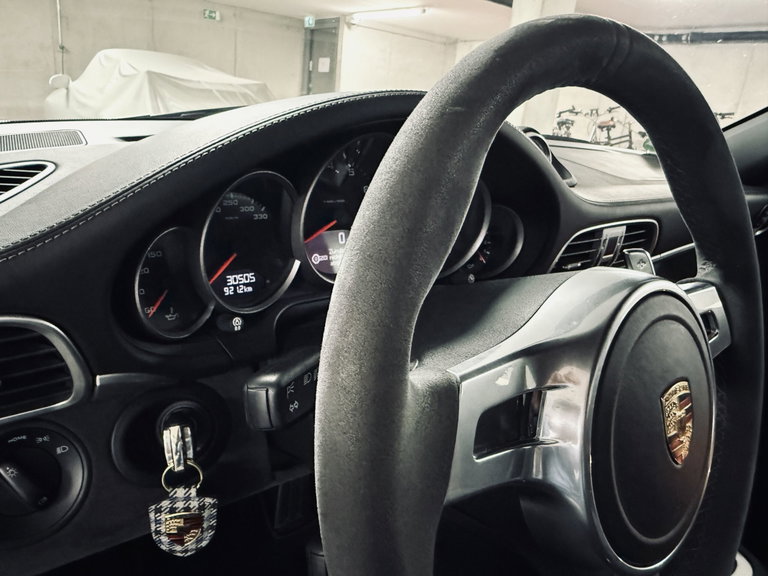 Porsche 997.2 Carrera GTS