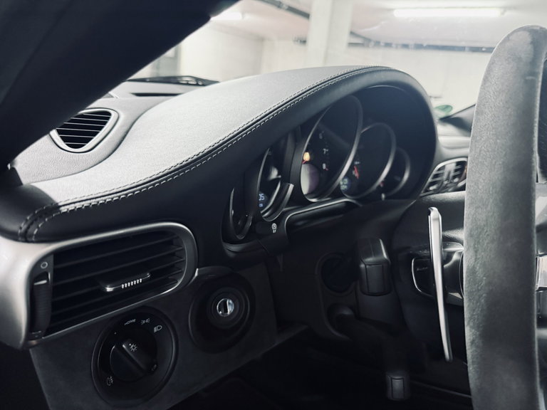 Porsche 997.2 Carrera GTS