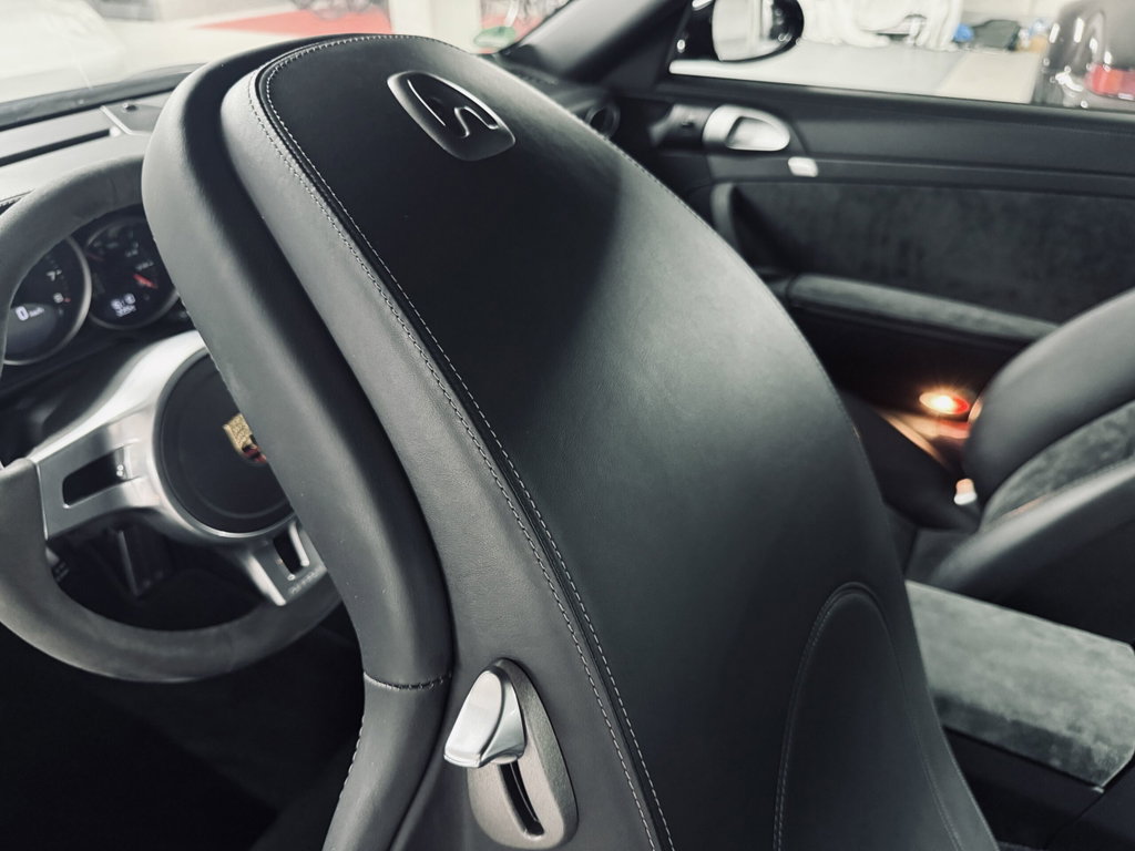 Porsche 997.2 Carrera GTS