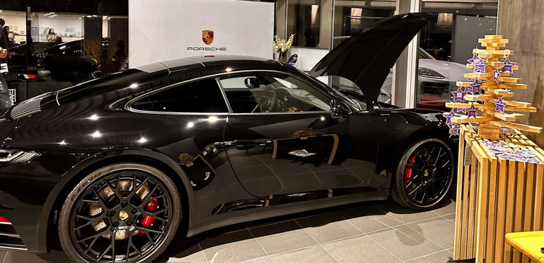 Porsche 992 Carrera GTS