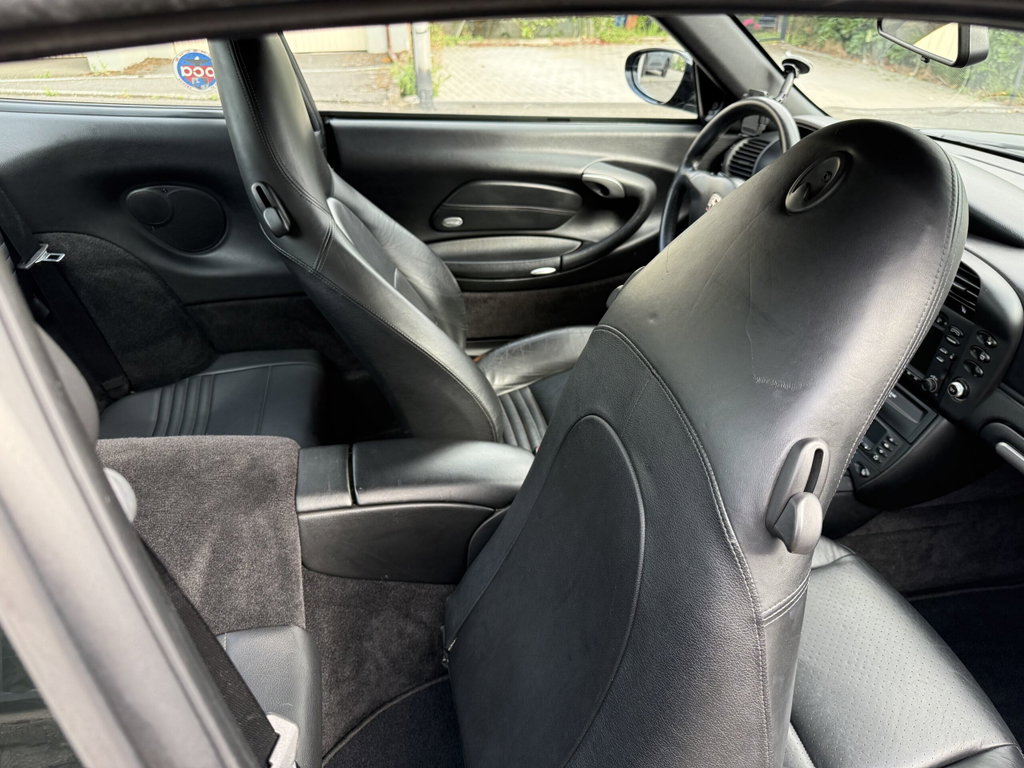 Porsche 996.2 Carrera