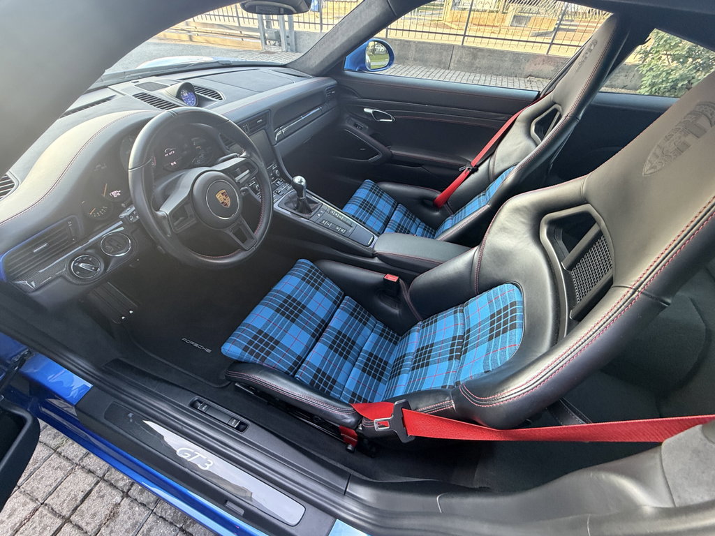 Porsche 991.2 GT3 Touring