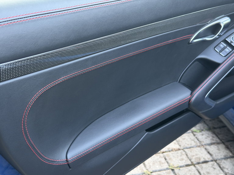 Porsche 991.2 GT3 Touring