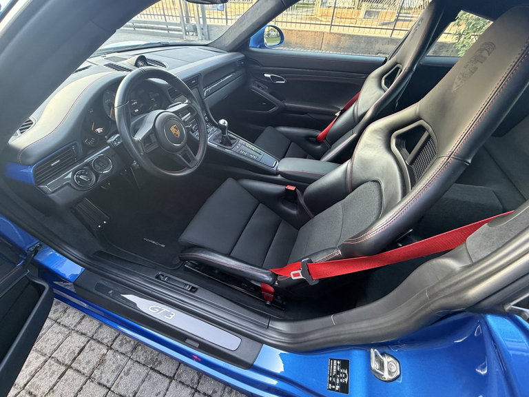 Porsche 991.2 GT3 Touring
