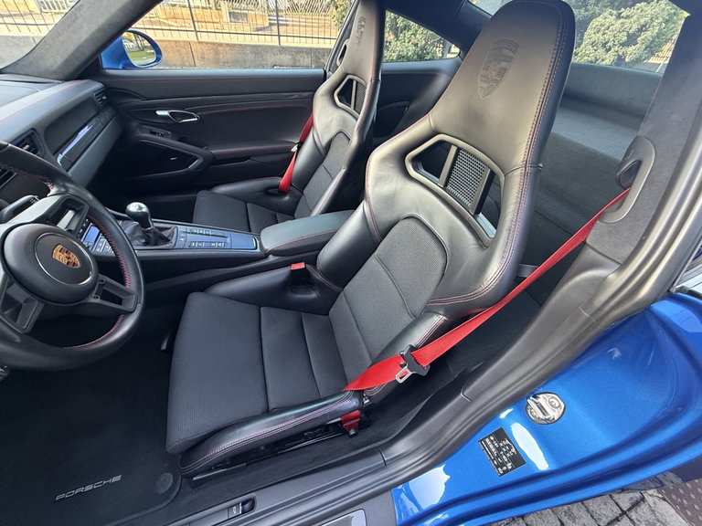Porsche 991.2 GT3 Touring