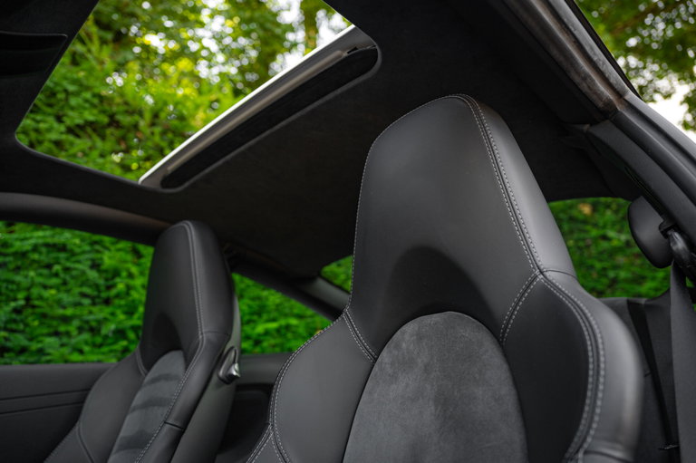 Porsche 997.2 Carrera GTS