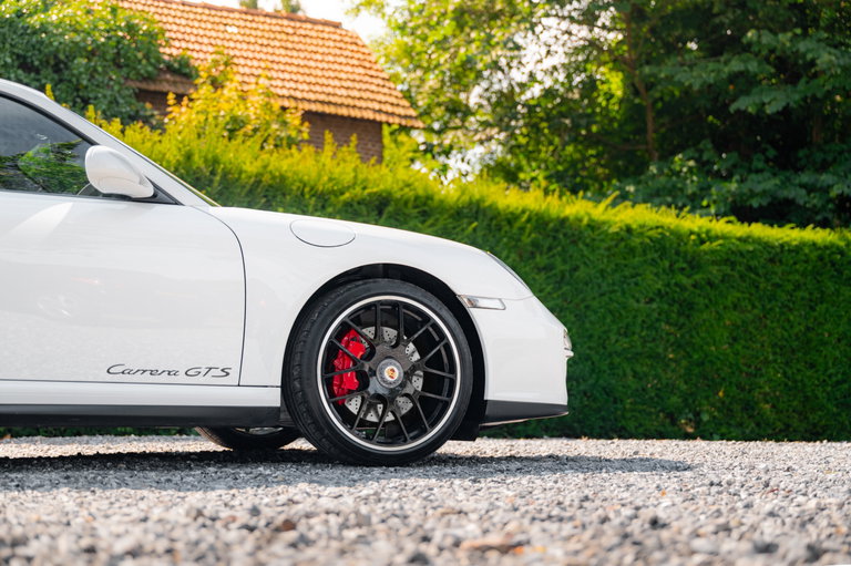 Porsche 997.2 Carrera GTS