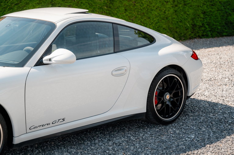 Porsche 997.2 Carrera GTS